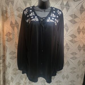 Karen Brooks 3X long sleeve blouse. Black with white embroidery